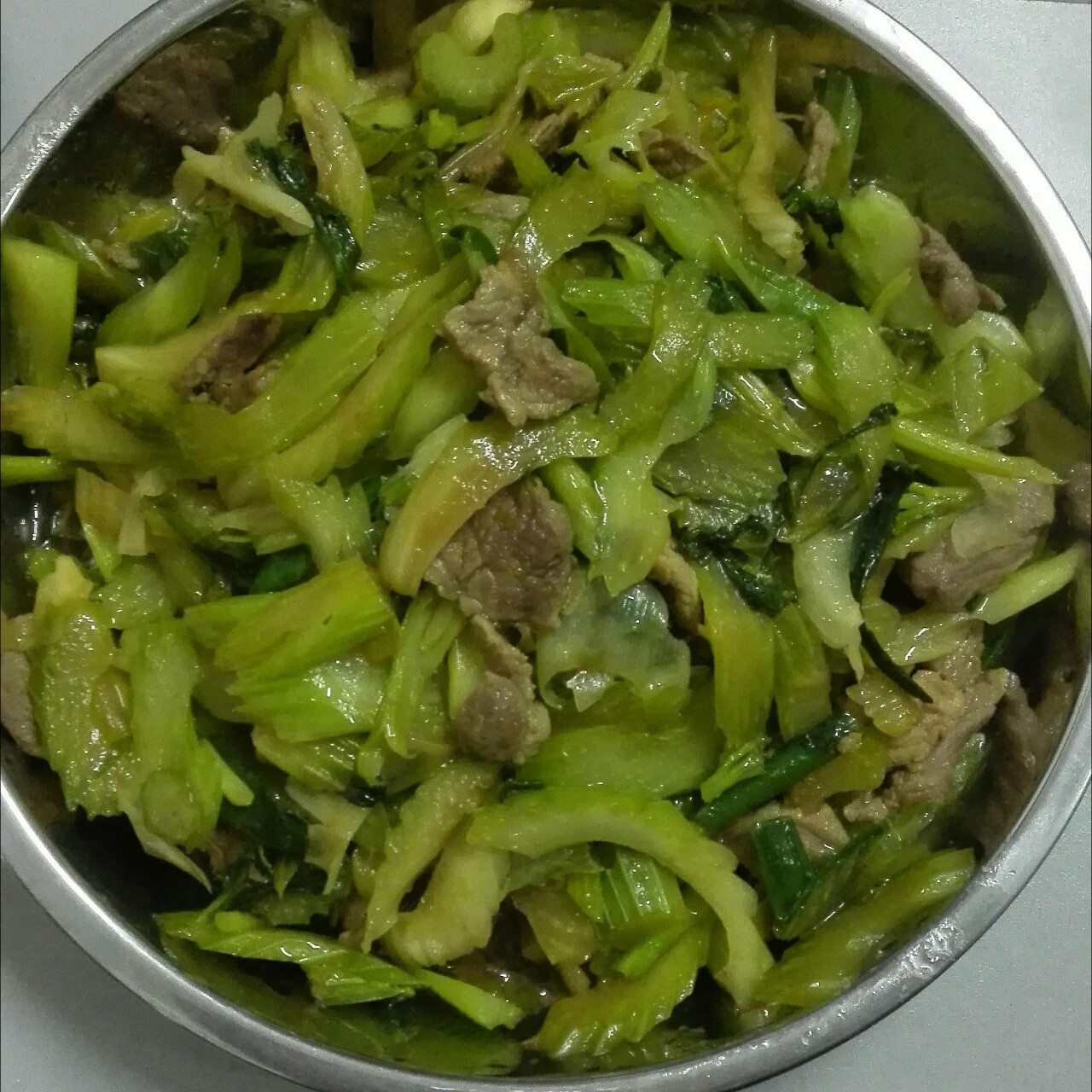 西芹炒肉丝