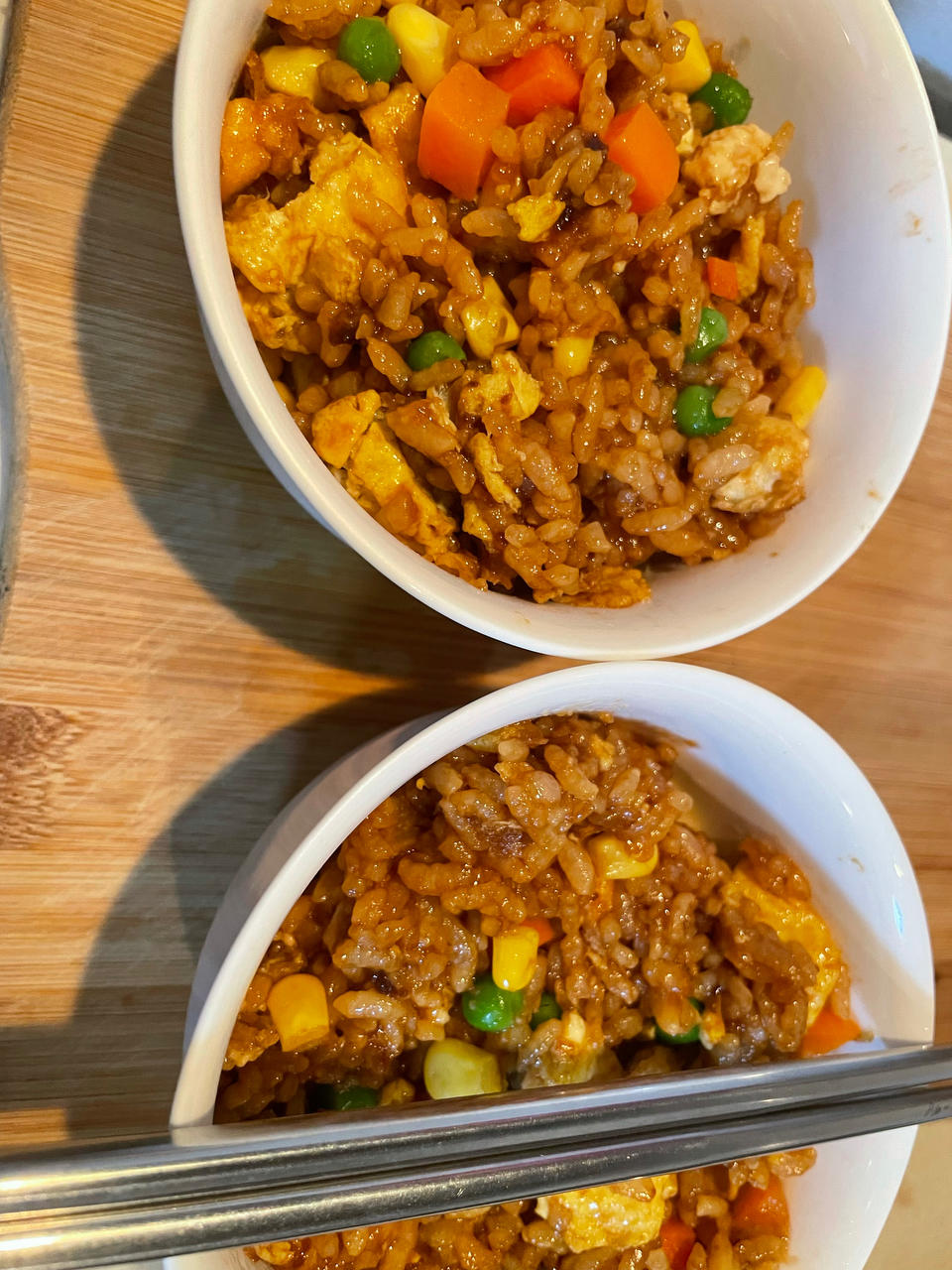 超级好吃的酱油火腿蛋炒饭！