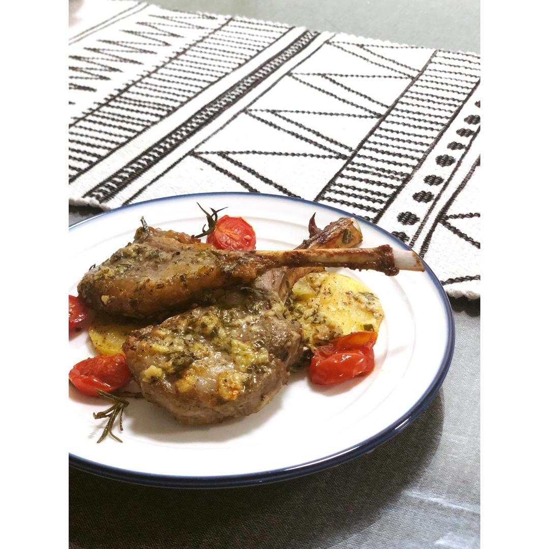 【视频】香料烤羊排～圣诞节快手菜