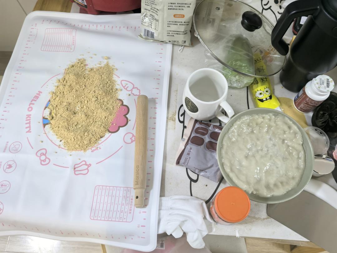 此配方做出的驴打滚无比软糯，放一天还是软的