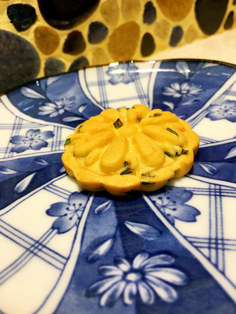 sali2008做的葱香桃酥