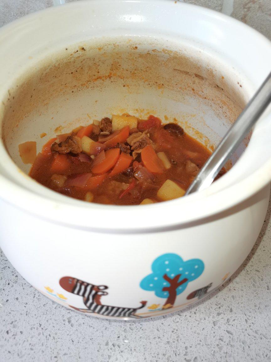 番茄土豆炖牛腩