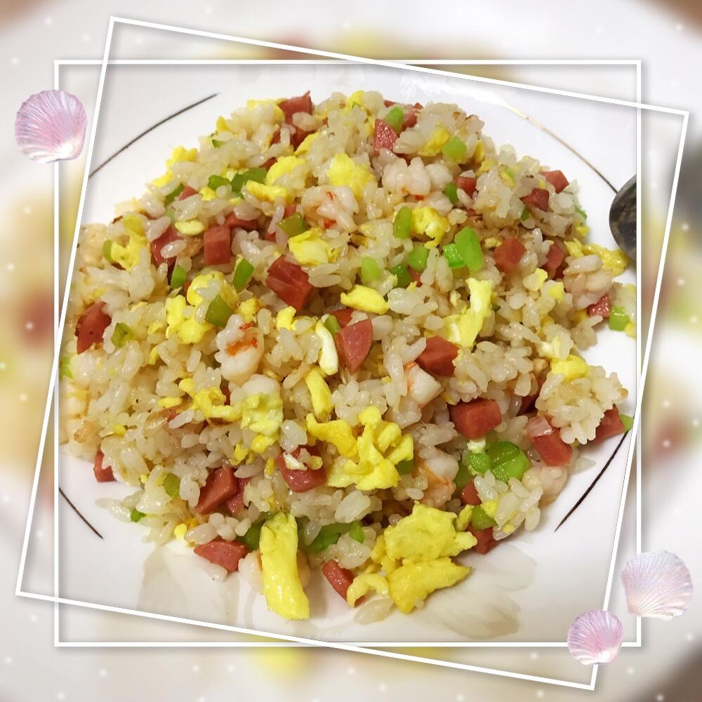 虾仁蛋炒饭