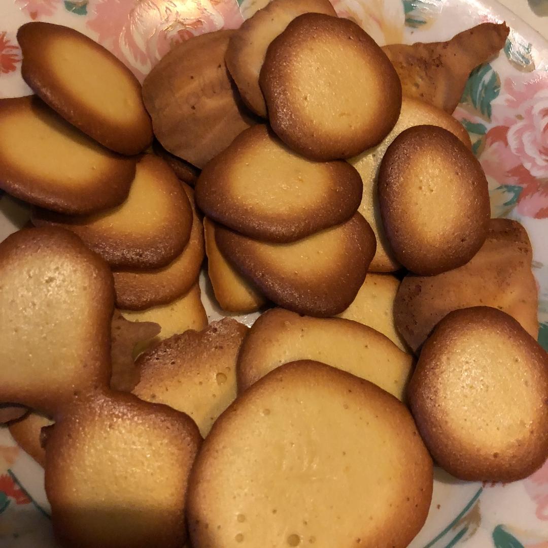 酥脆蛋香小饼干