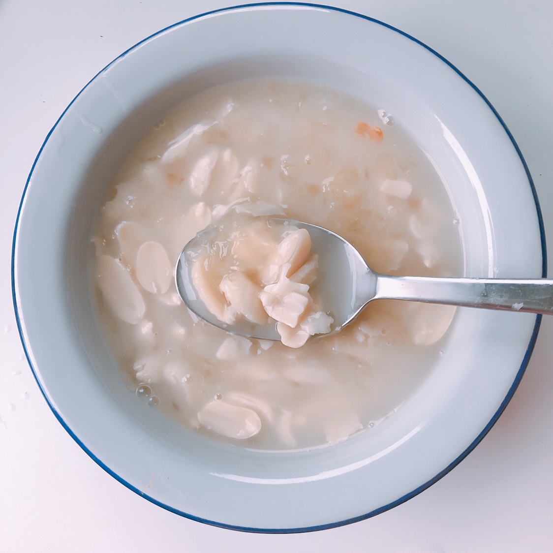 超好喝的花生汤｜多加一味又白又嫩滑的做法 步骤1