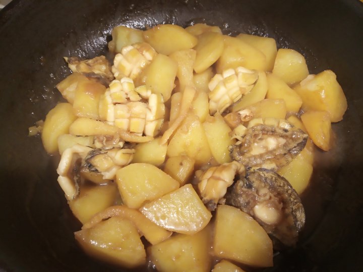 小鲍鱼炖土豆