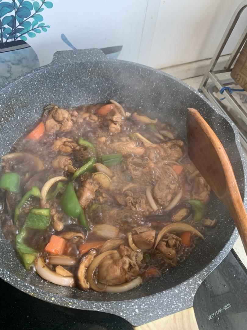 比饭店好吃很多倍的黄焖鸡