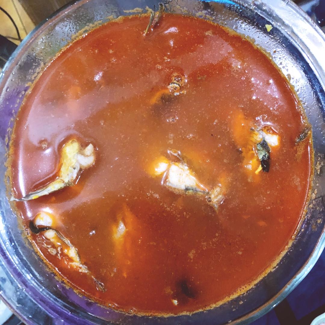 匈牙利鱼汤（ponty halászlé  鲤鱼）