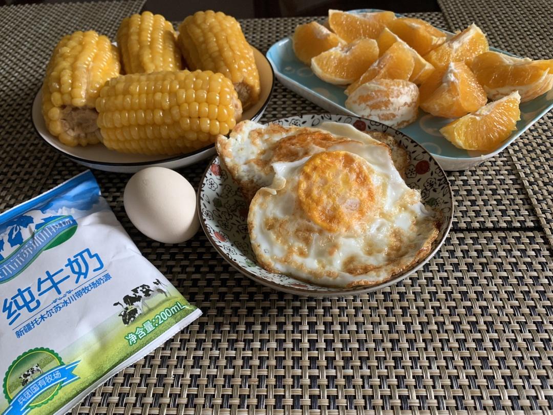 一家四口 👨‍👩‍👧‍👦 早餐不重样