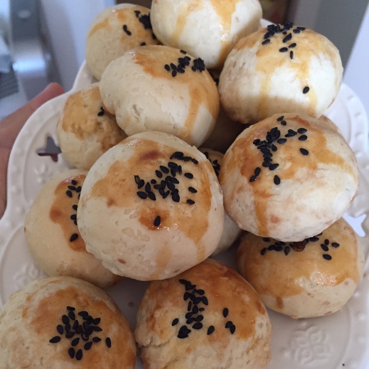 豆沙蛋黄酥