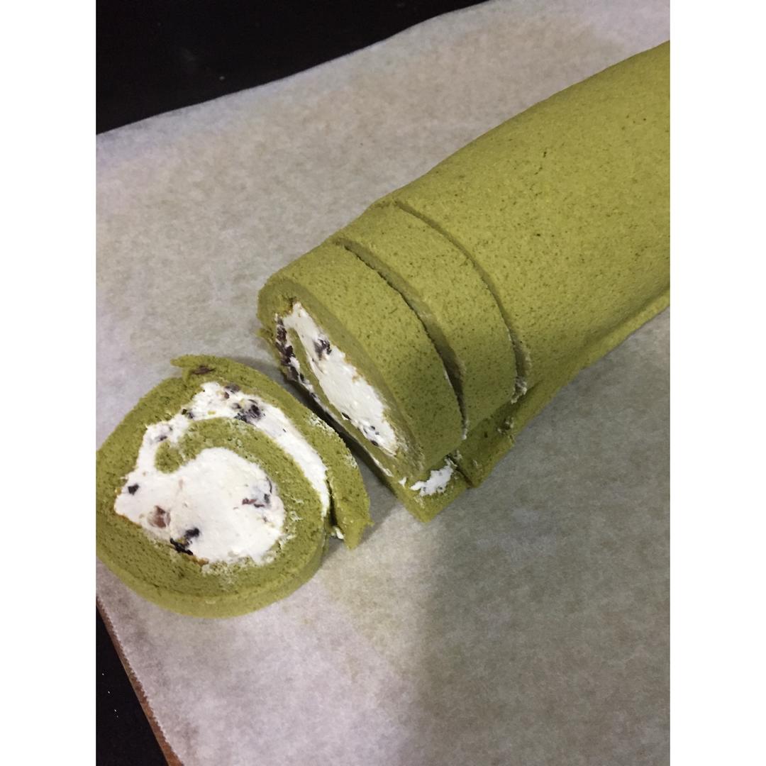 抹茶戚风蛋糕卷