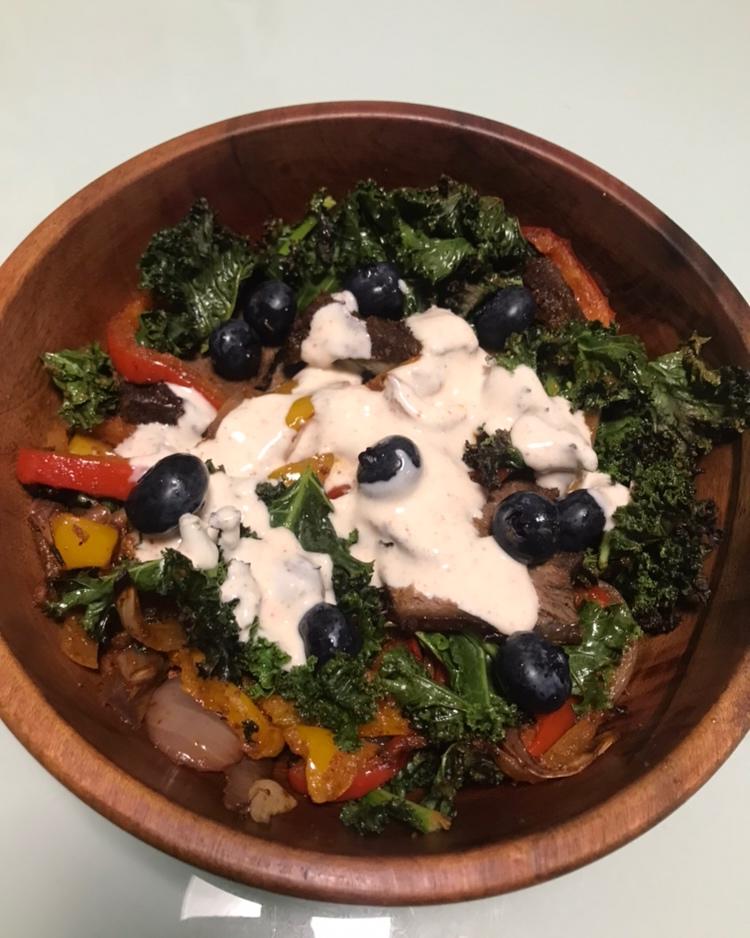 轻食●热色拉●烤箱版墨西哥鸡肉法吉塔（无玉米饼版）【Sheet-Pan Chicken Fajita Bowls】