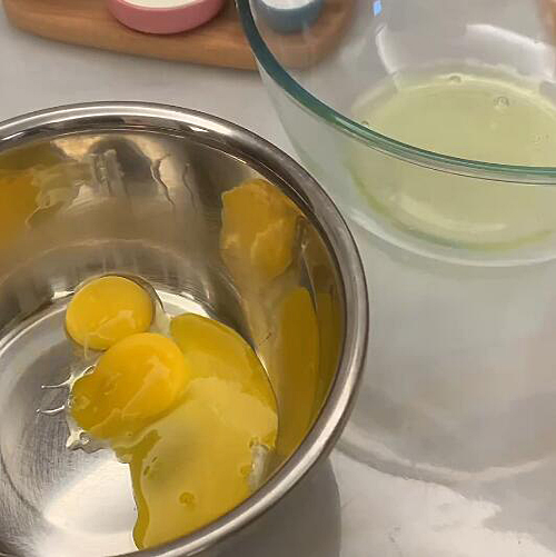 电饭煲蛋糕（分蛋海绵模式）的做法 步骤1