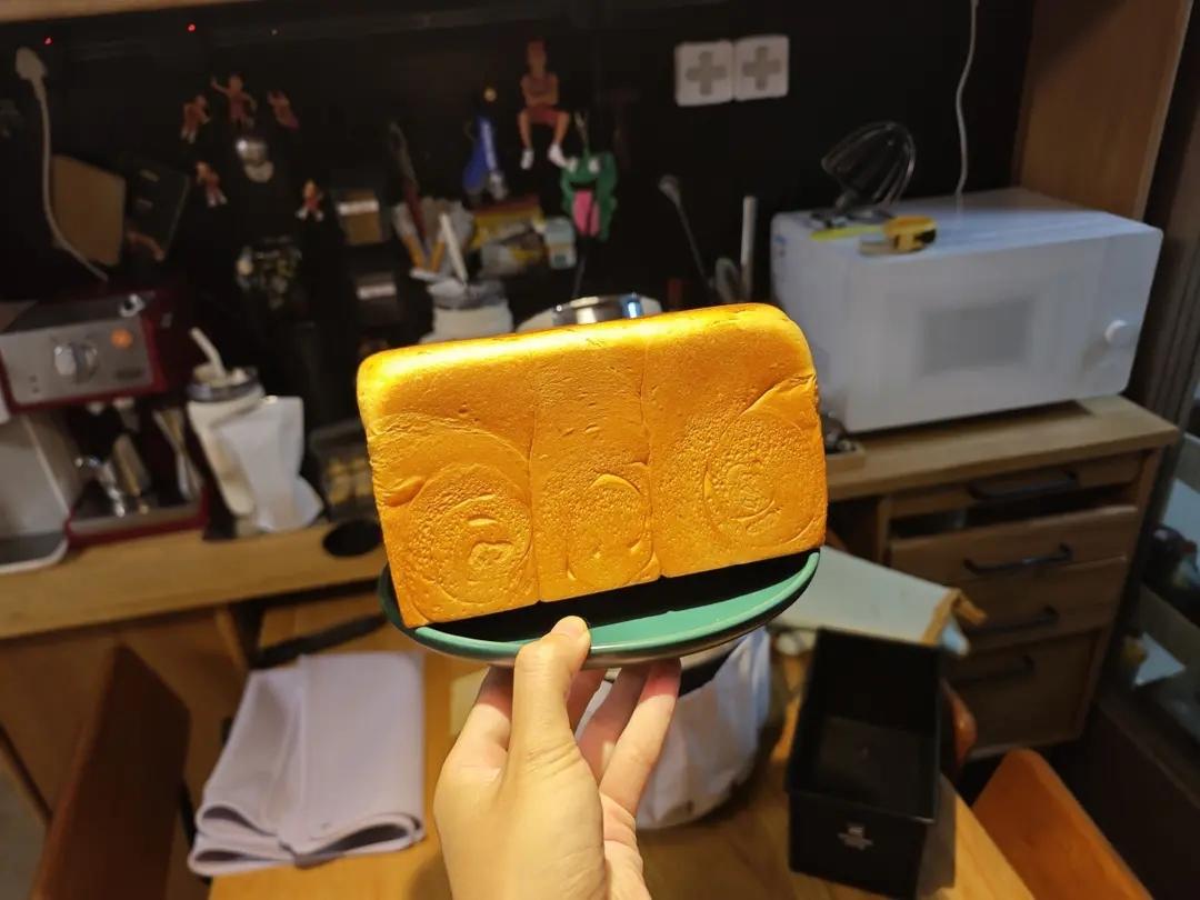 吐司，奶香手撕面包，超级香浓