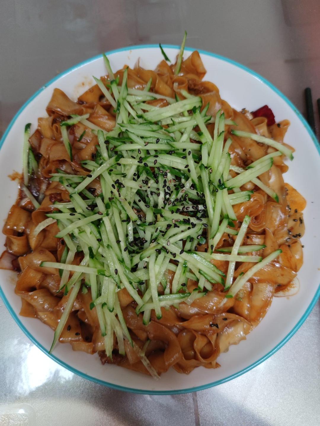 好吃到舔盘的㊙️蒜香糖醋拌面🔥一口超满足❗
