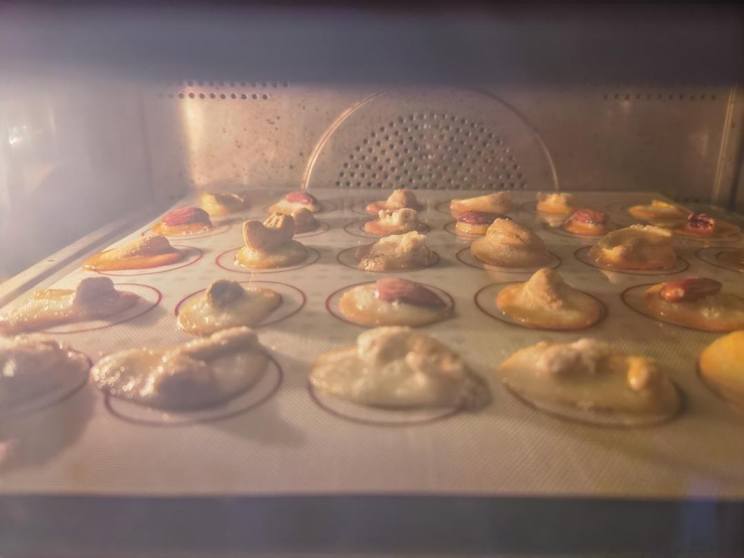 零失败春节小零食 杏仁薄脆饼干