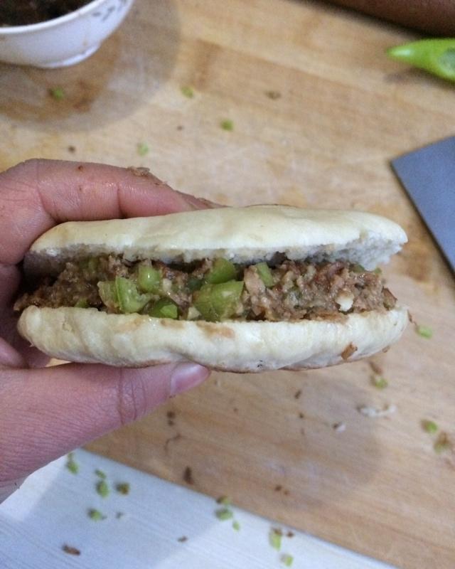 肉夹馍(白吉馍的制作)