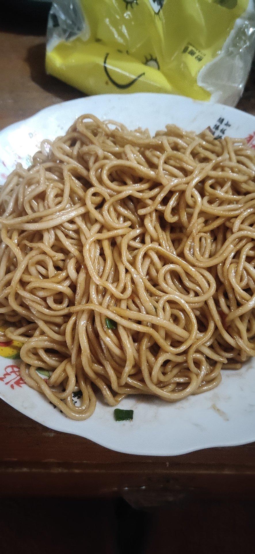 10分钟搞定的一碗葱油拌面