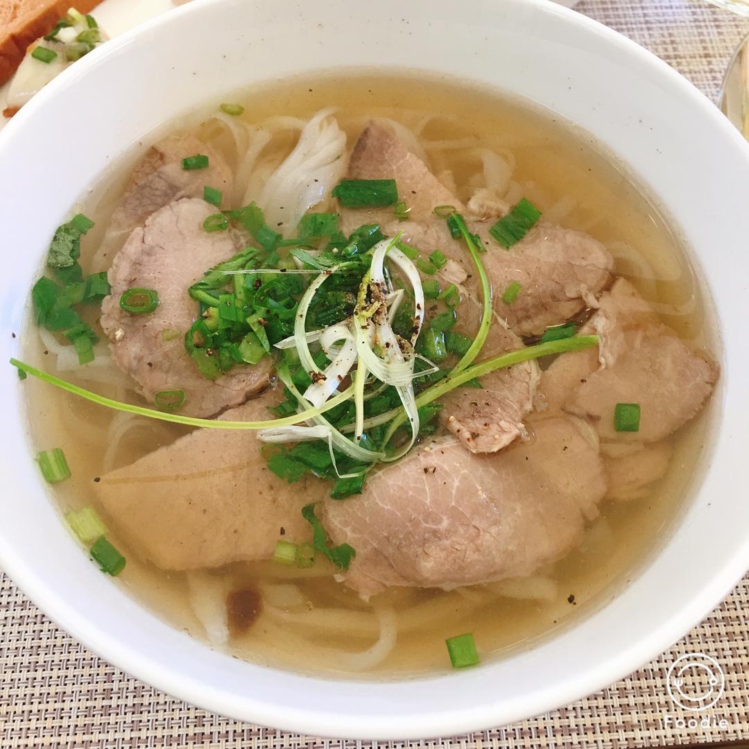 越南牛肉粉（Pho）