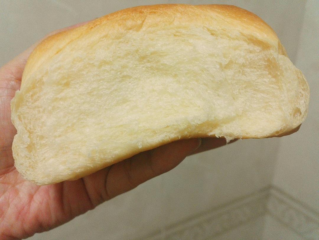 软到不知所措的牛奶卷