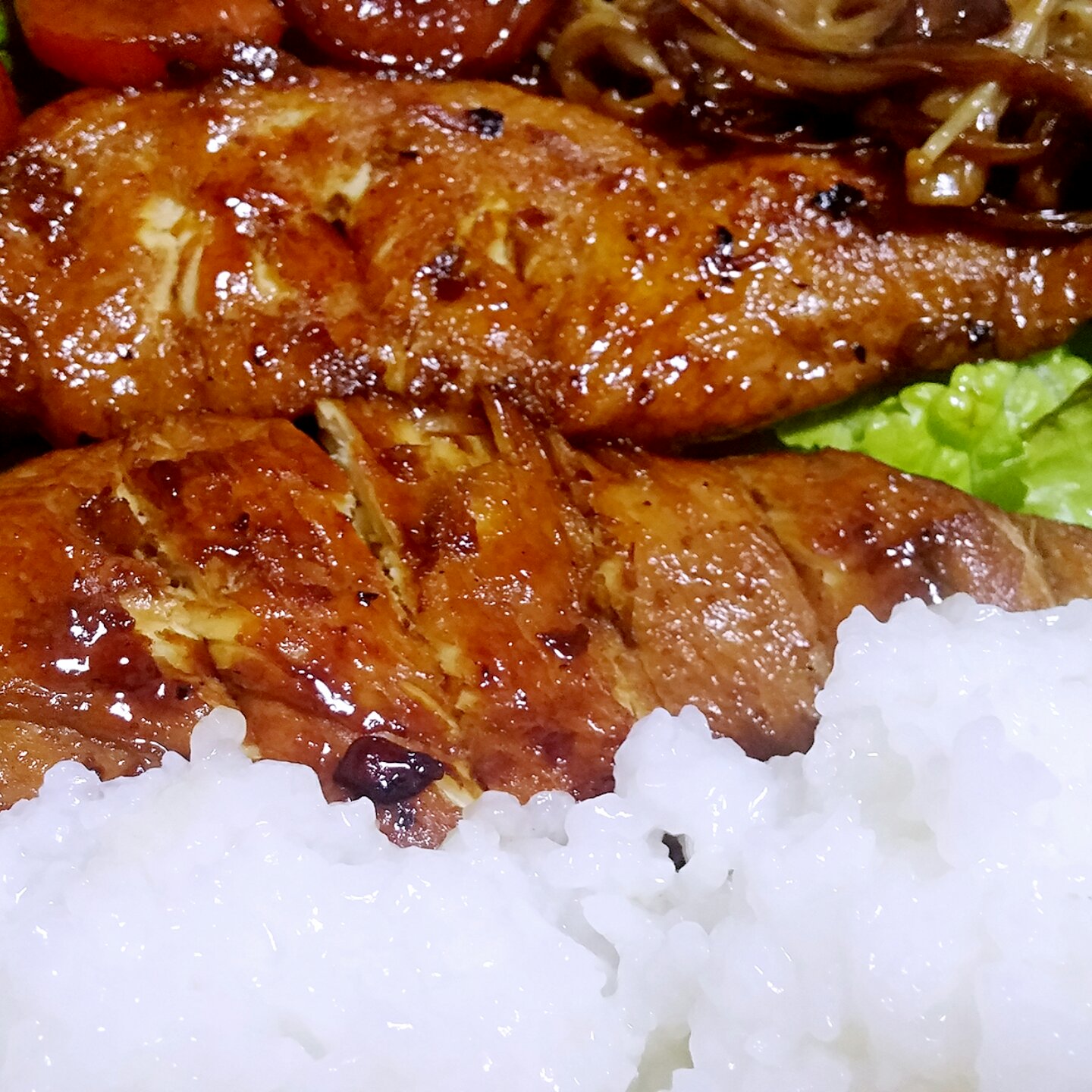 照烧鸡腿饭