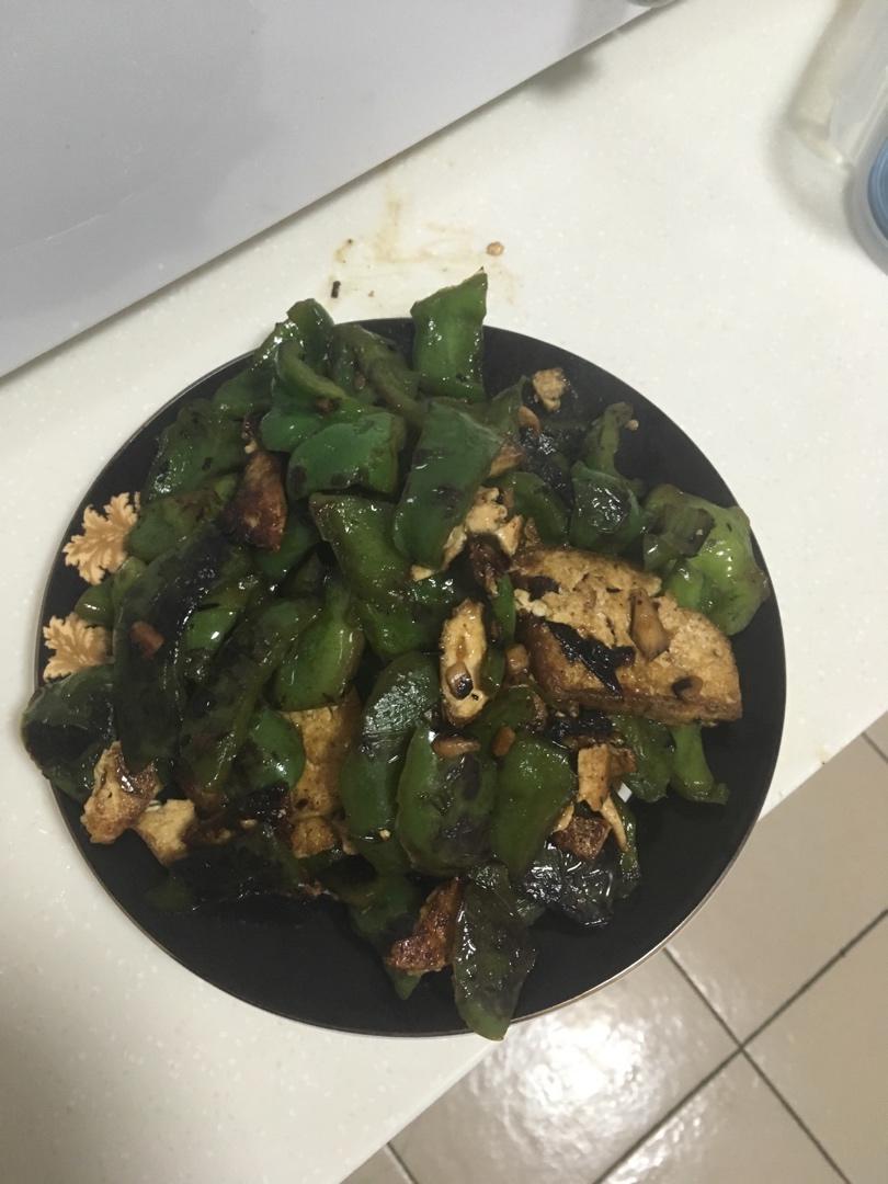 青椒炒豆腐