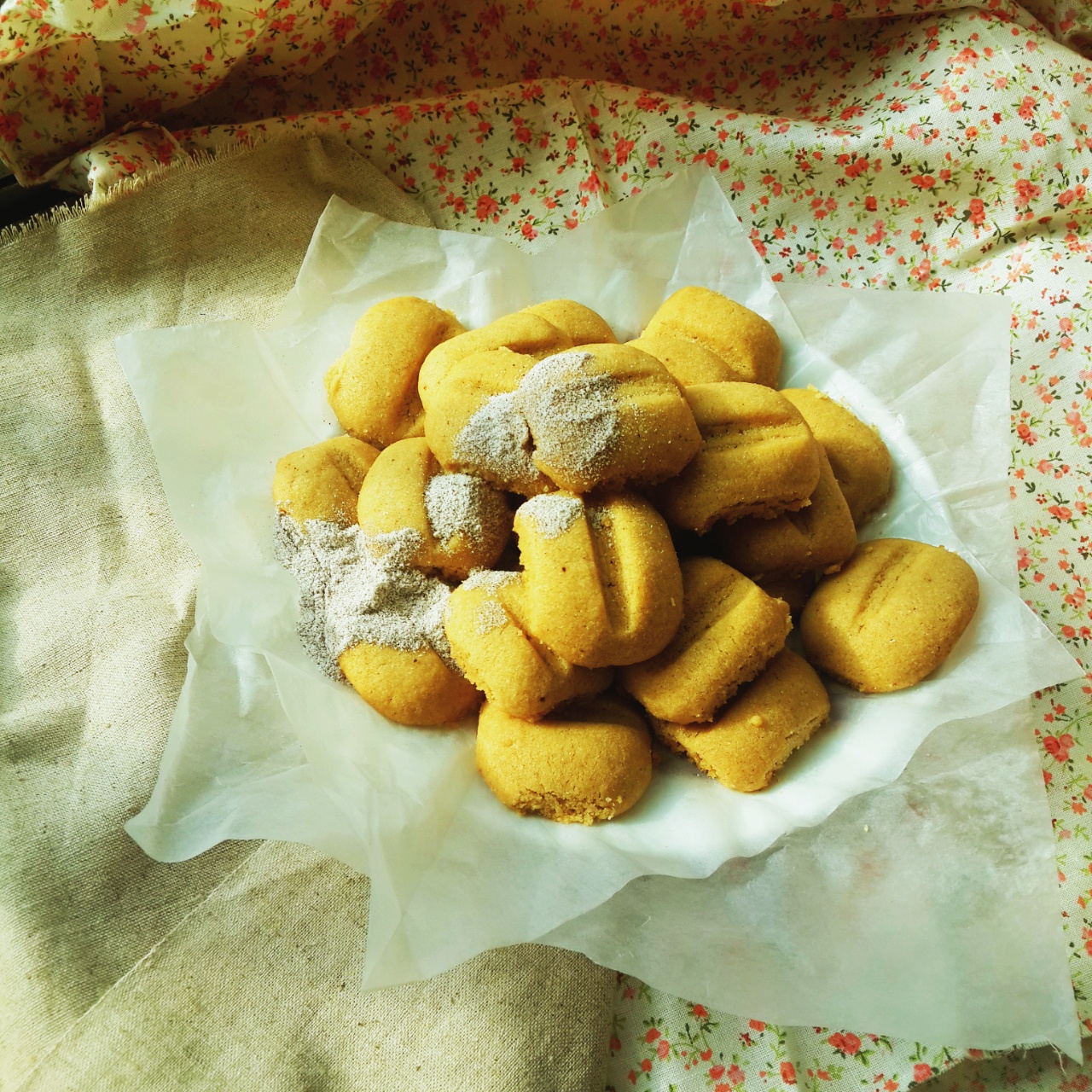 【咖啡豆豆饼干】简单的硬饼干