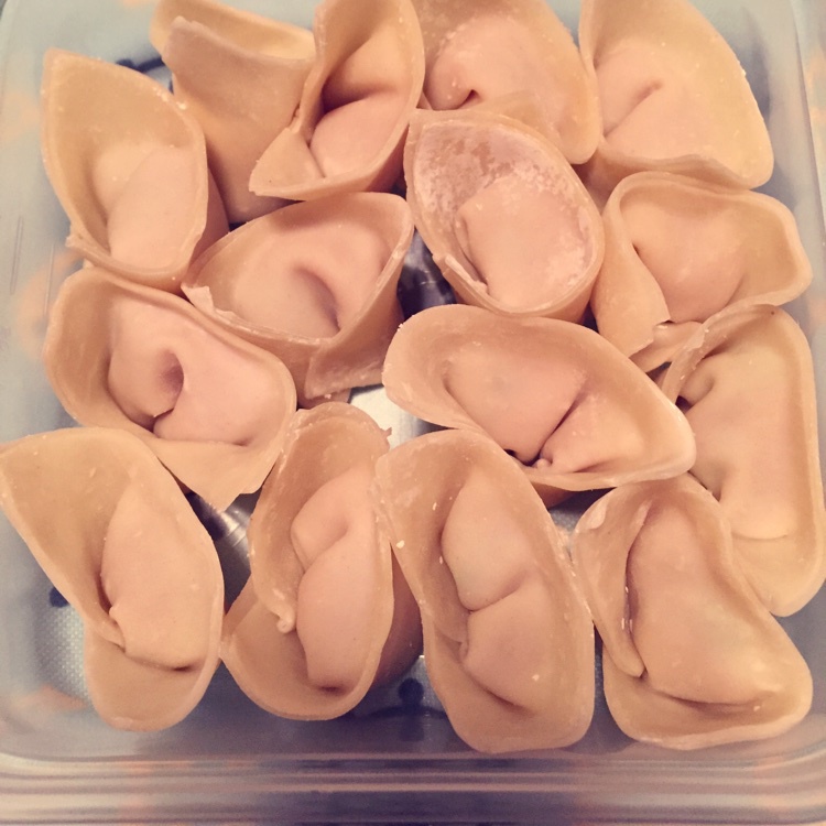 元宝馄饨的包法