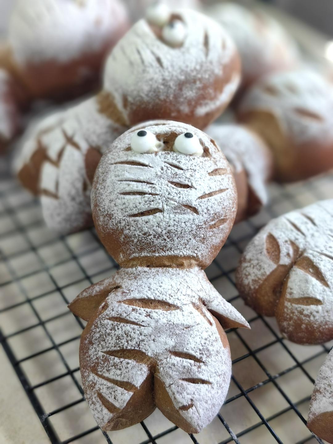 万圣节木乃伊面包