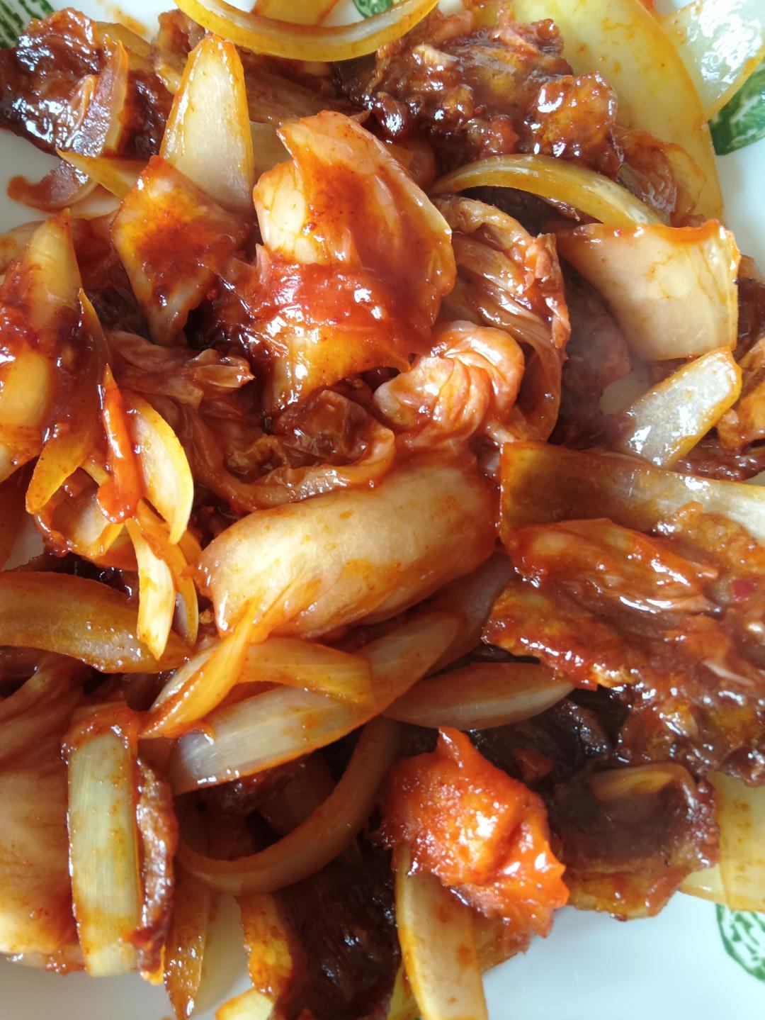 辣白菜炒五花肉