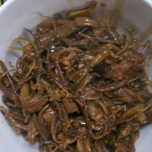 超级好吃麻辣酱鸭舌