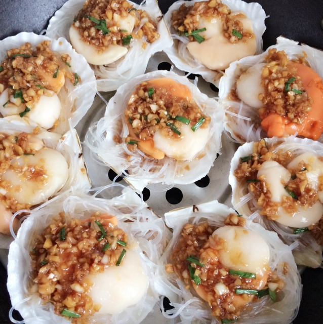 蒜蓉粉丝蒸扇贝