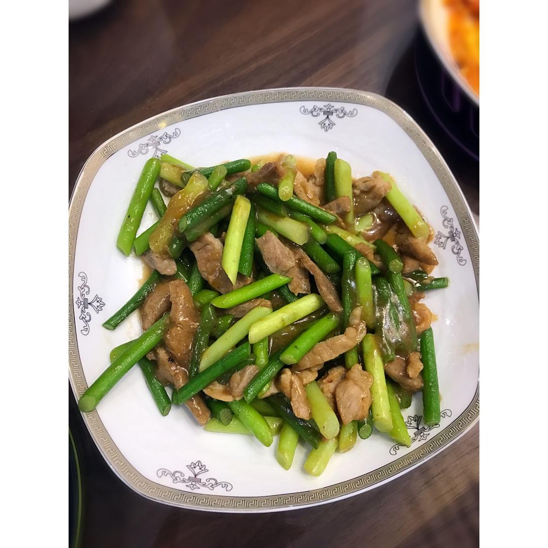 蒜苔炒肉