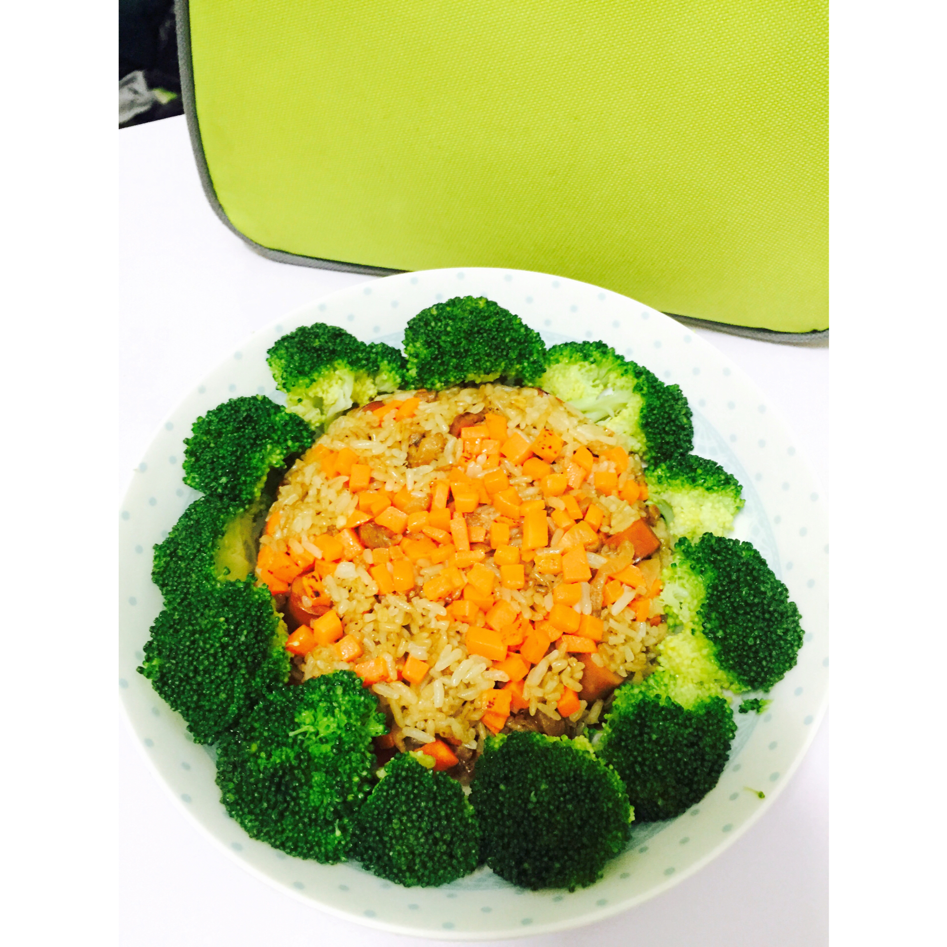 香肠胡萝卜炒饭