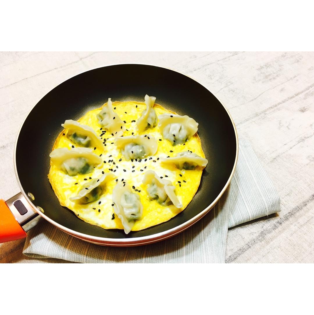 蛋抱煎饺（速冻饺）
