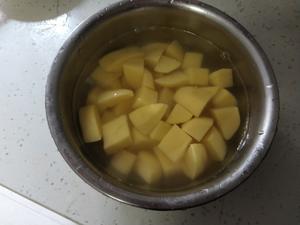 牛腩土豆煲的做法 步骤11