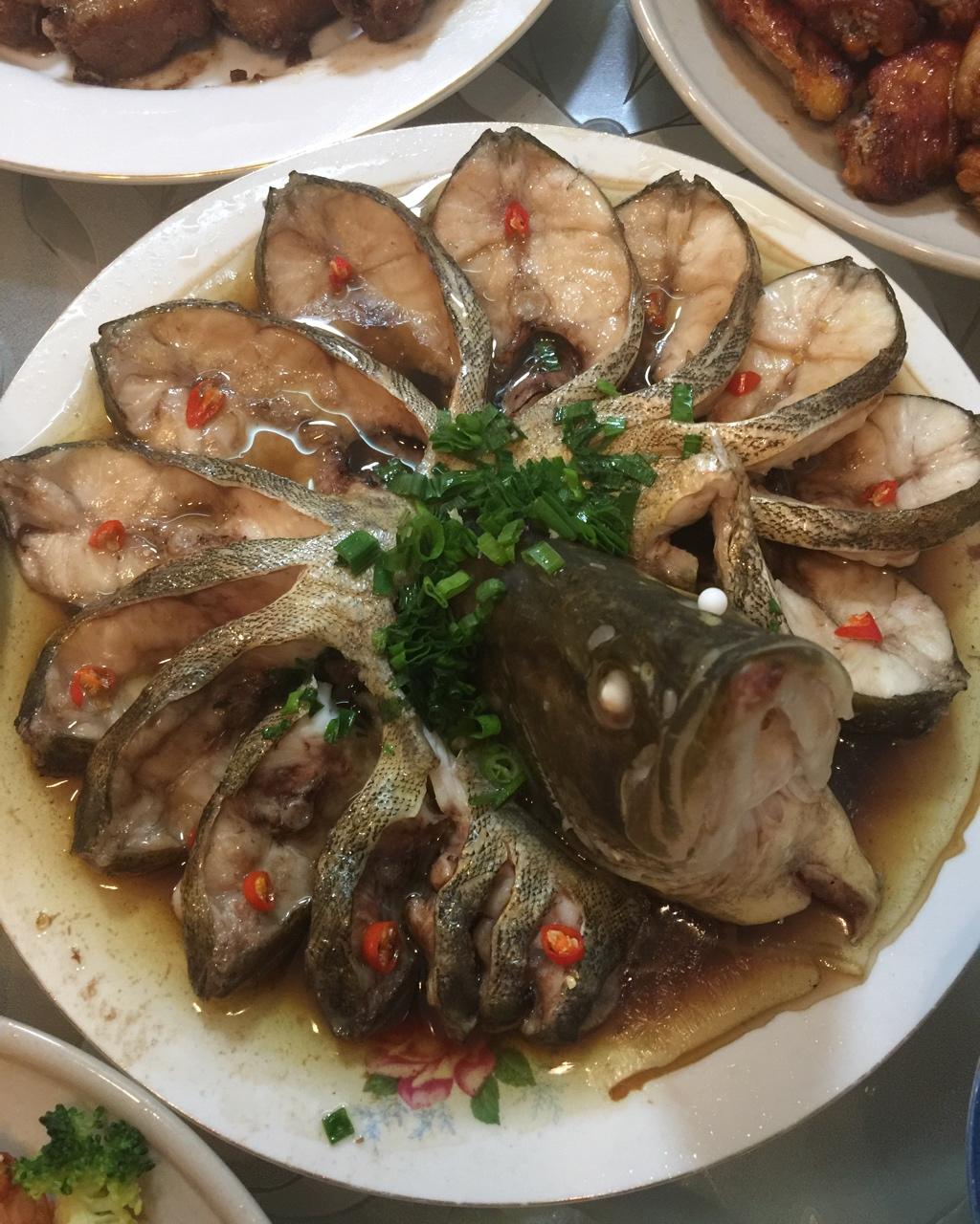 年夜饭的颜值担当<孔雀开屏鱼>