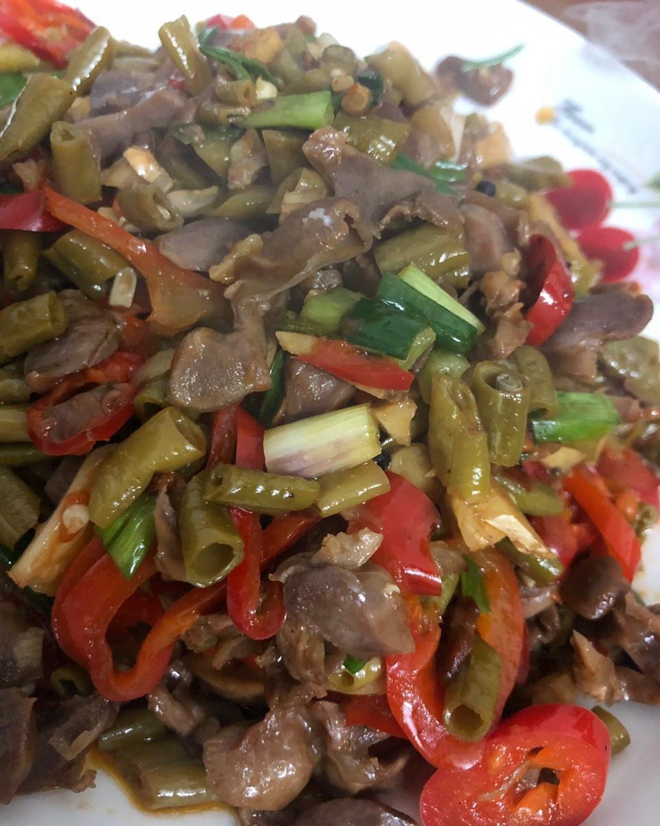【酸辣鸡杂】鸡的这部分最有味道，千万别乱烧！