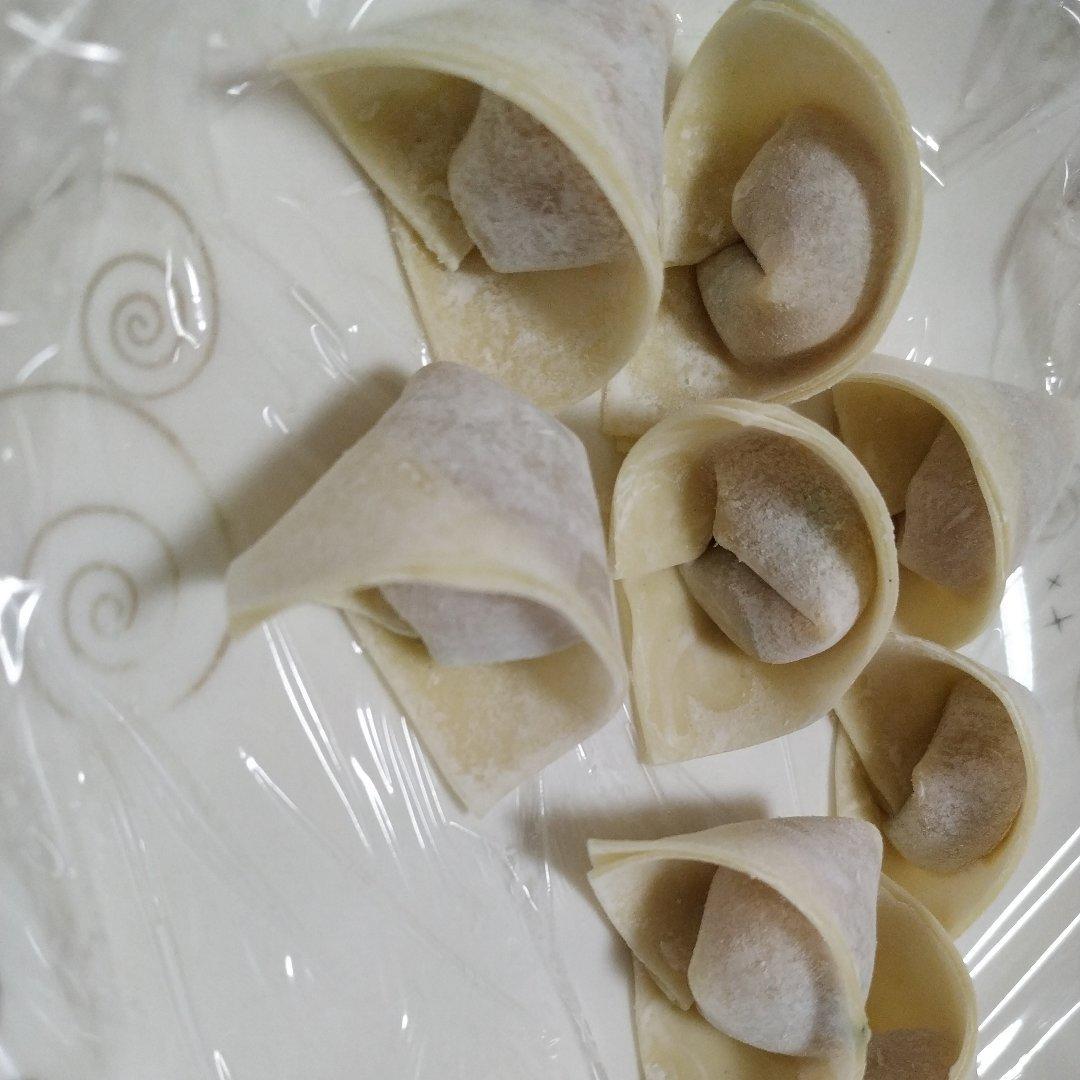 元宝馄饨的包法