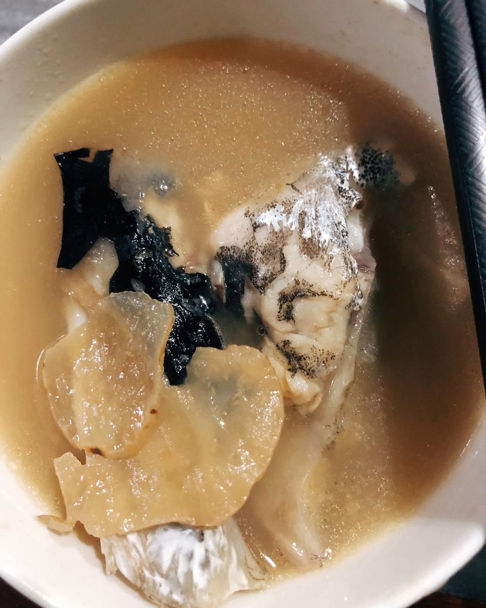 天麻炖鱼头