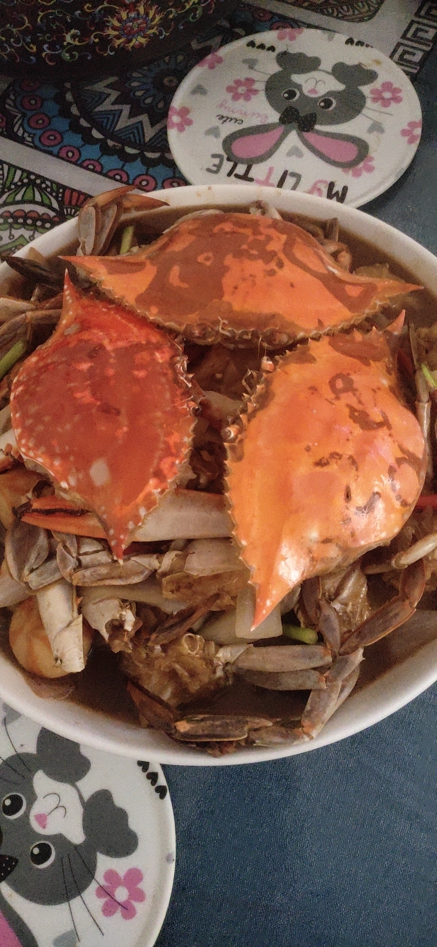 超简单的 香辣虾蟹煲