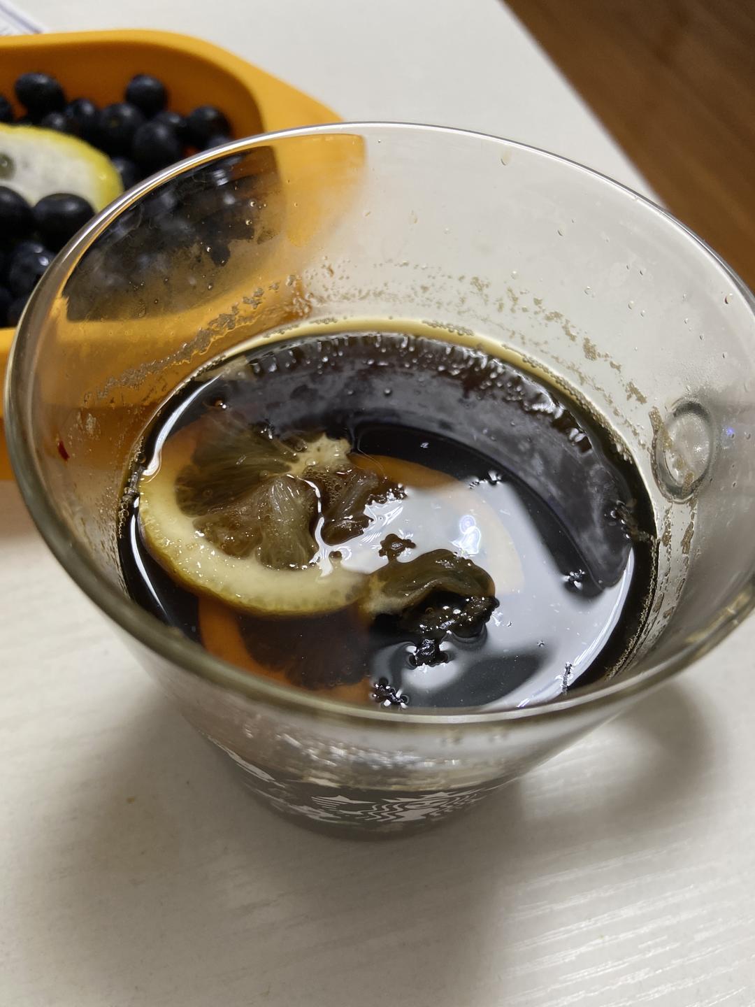 暖身特饮丨姜汁可乐柠檬茶