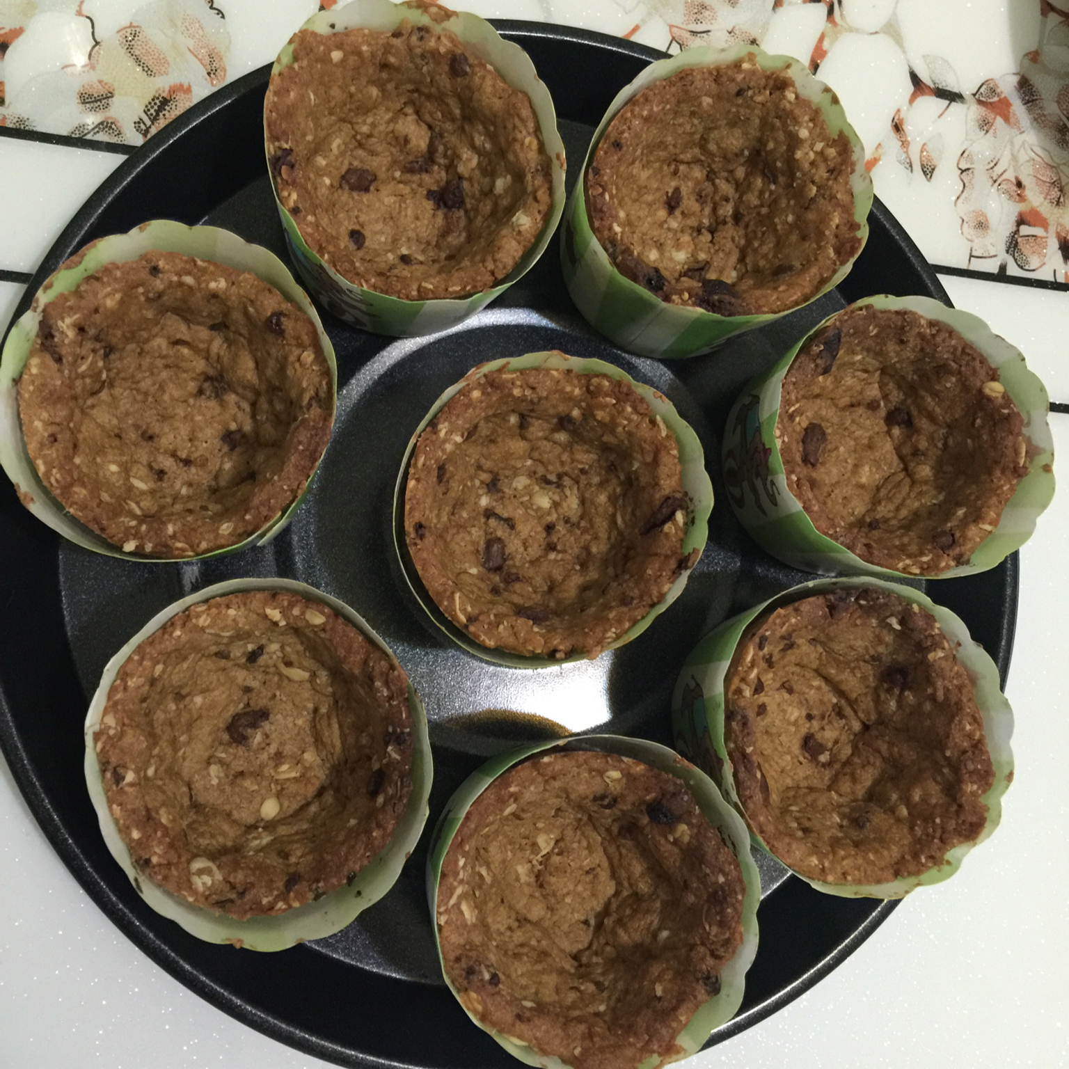 【视频食谱】巧克力燕麦曲奇杯