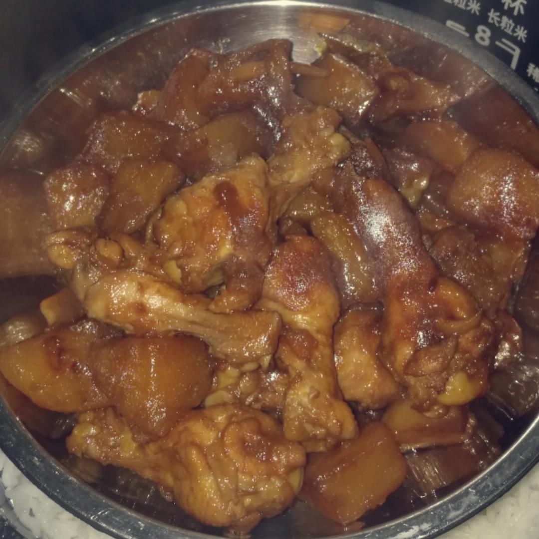 土豆焖鸡腿