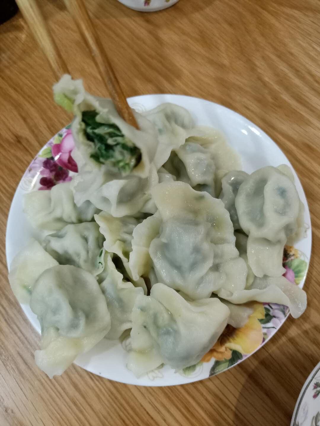 龙利鱼韭菜猪肉饺子