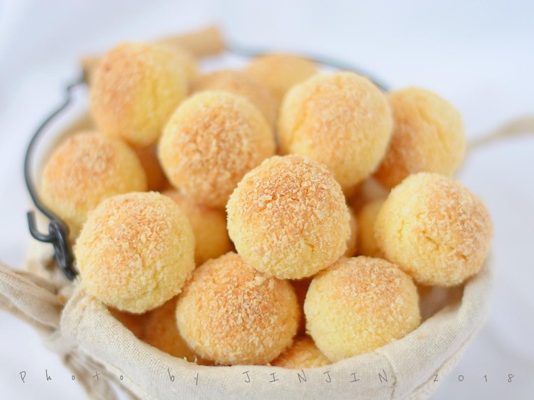 爱新觉罗_金金做的黄金椰丝球