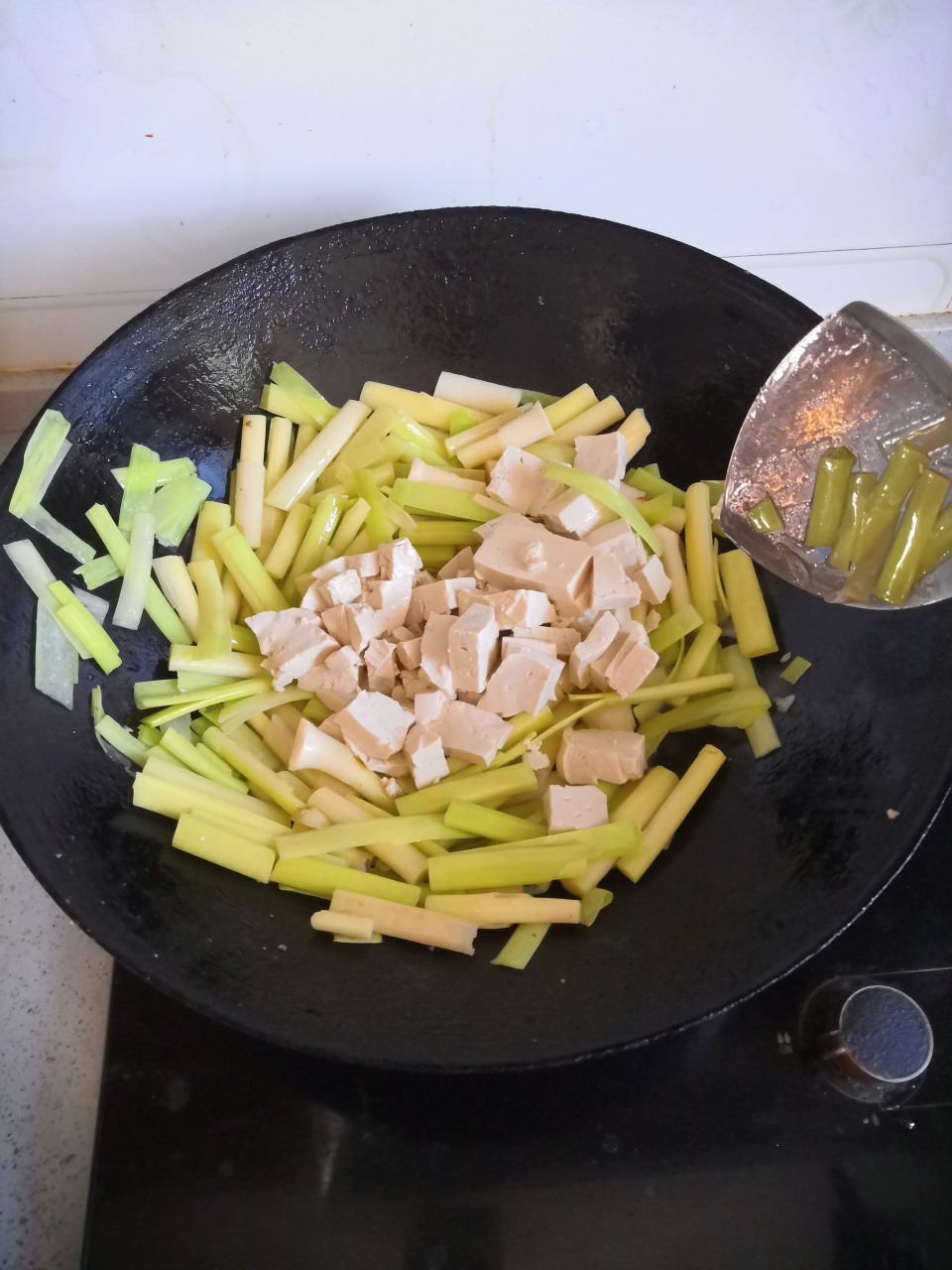 蒲菜烩豆腐