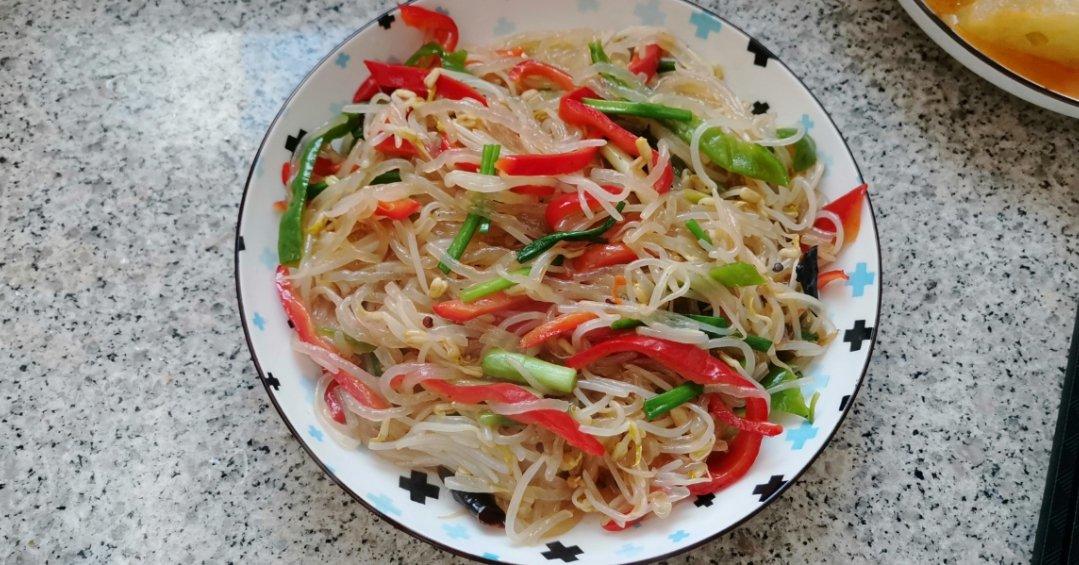 豆芽炒粉丝