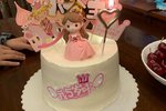 女儿的生日蛋糕