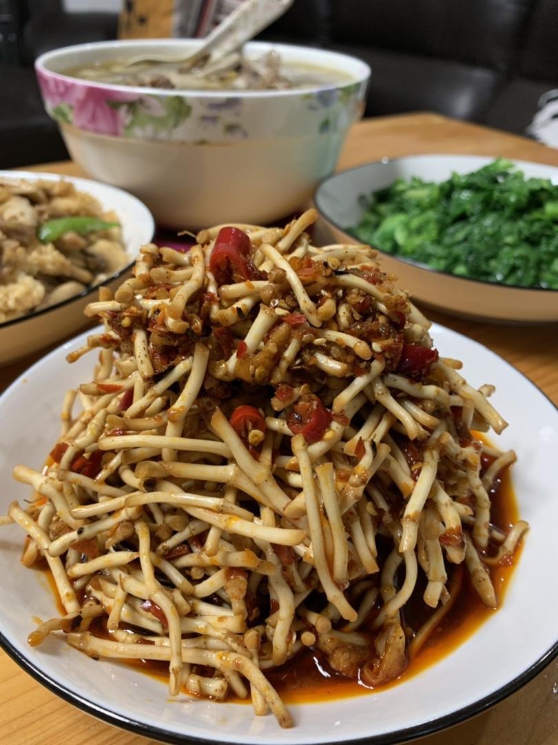 凉拌鱼腥草